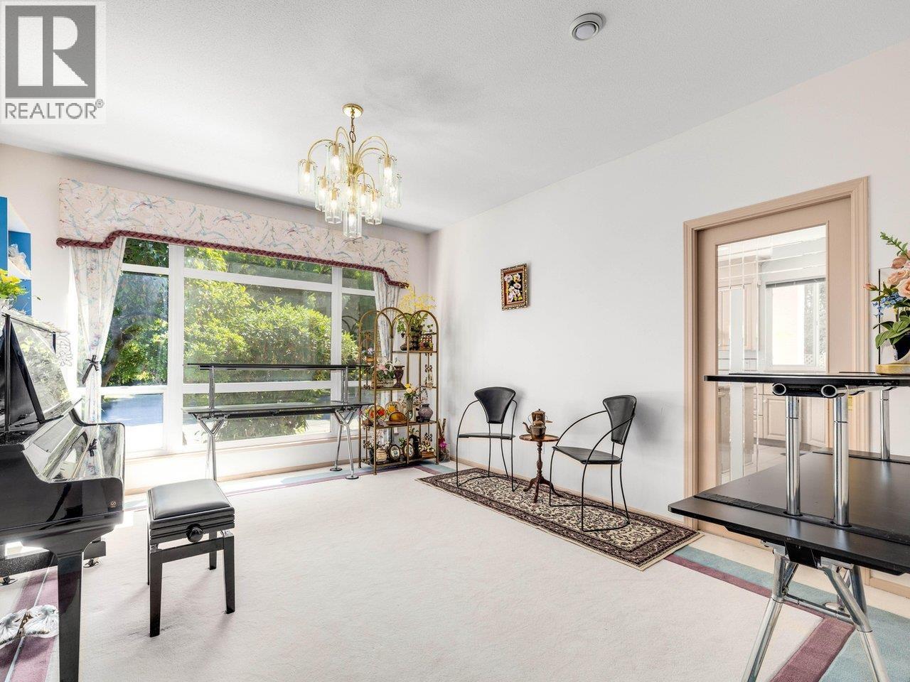 Listing Picture 16 of 32 : 3340 RIVER ROAD, Richmond / 烈治文 - 魯藝地產 Yvonne Lu Group - MLS Medallion Club Member