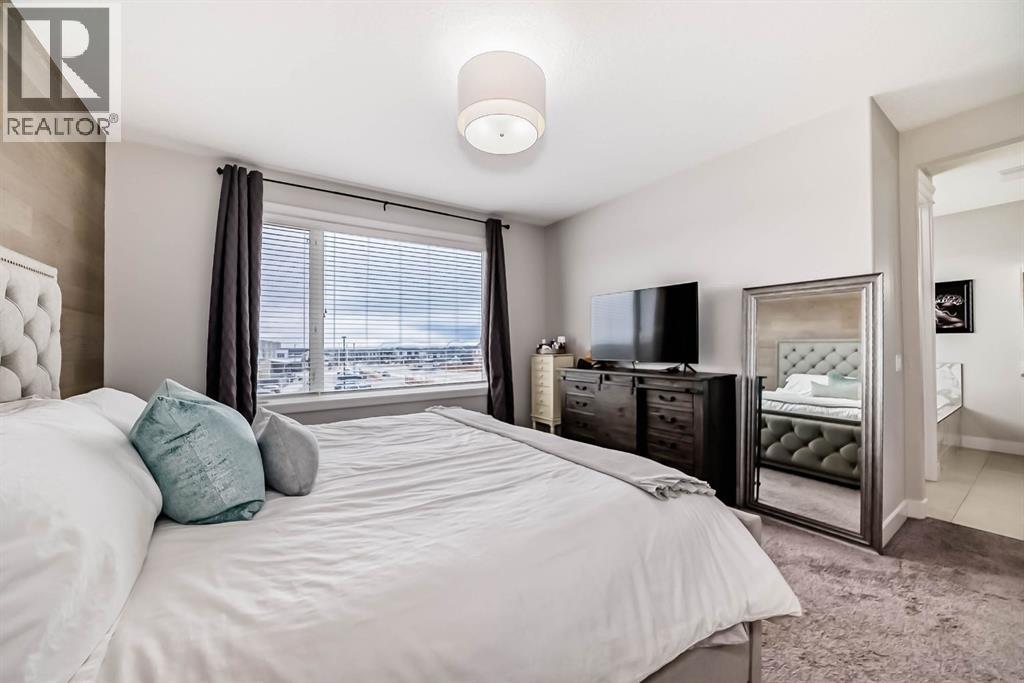 12 Emberside Glen, Cochrane, Alberta  T4C 2L6 - Photo 25 - A2279826