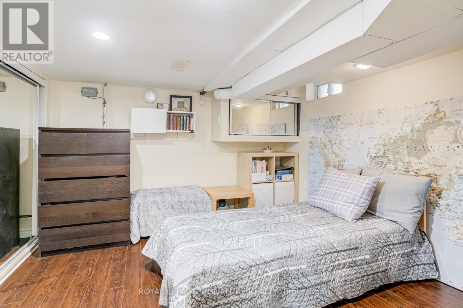 493 Jane Street, Toronto, Ontario  M6S 4A1 - Photo 22 - W12698308