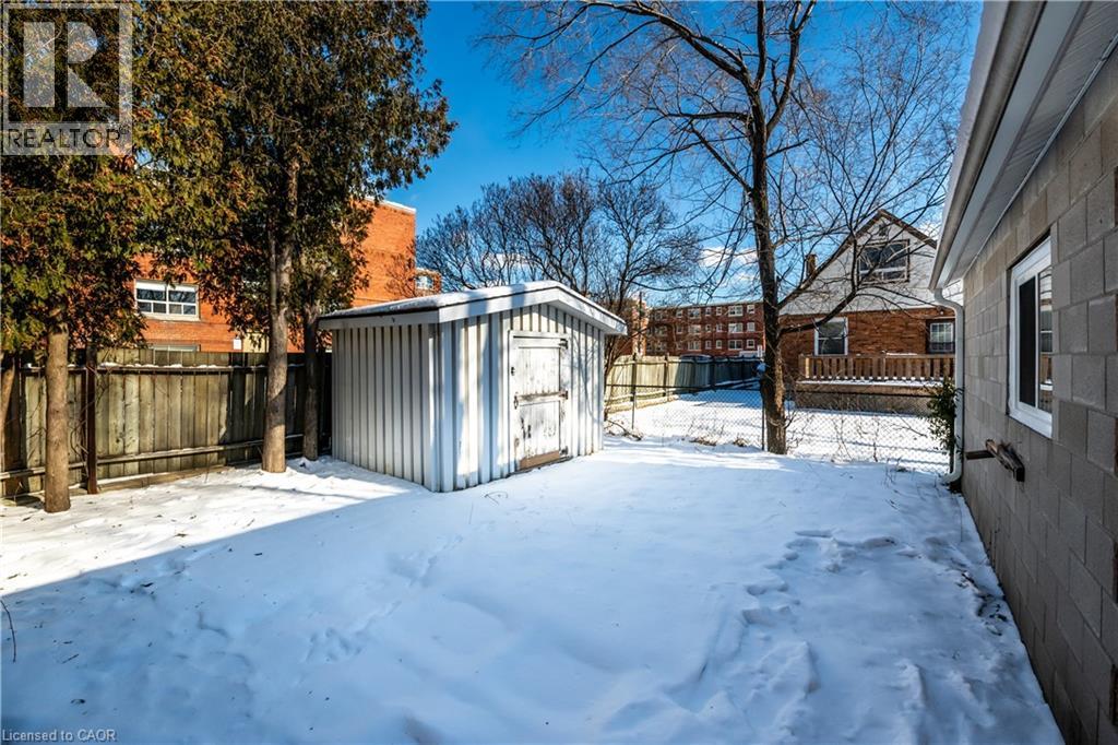 3 East 35th Street, Hamilton, Ontario  L8V 3X5 - Photo 4 - 40799906