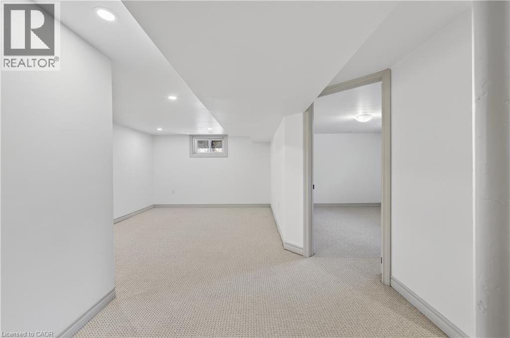 3 East 35th Street, Hamilton, Ontario  L8V 3X5 - Photo 27 - 40799906