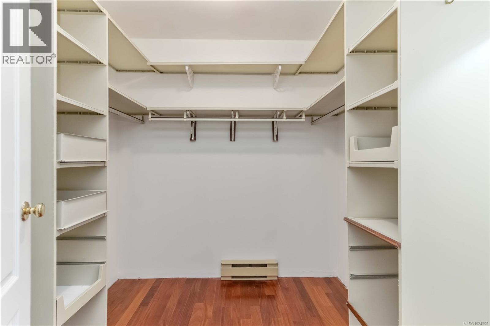 1 981 Fir Tree Glen, Saanich, British Columbia  V8X 5B8 - Photo 17 - 1024805