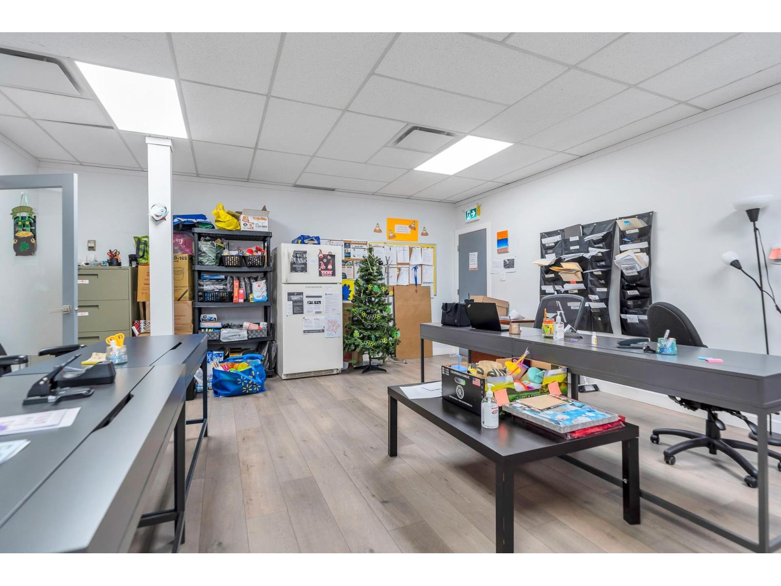 B 10328 Whalley Boulevard, Surrey, British Columbia  V3T 1W4 - Photo 10 - C8074338