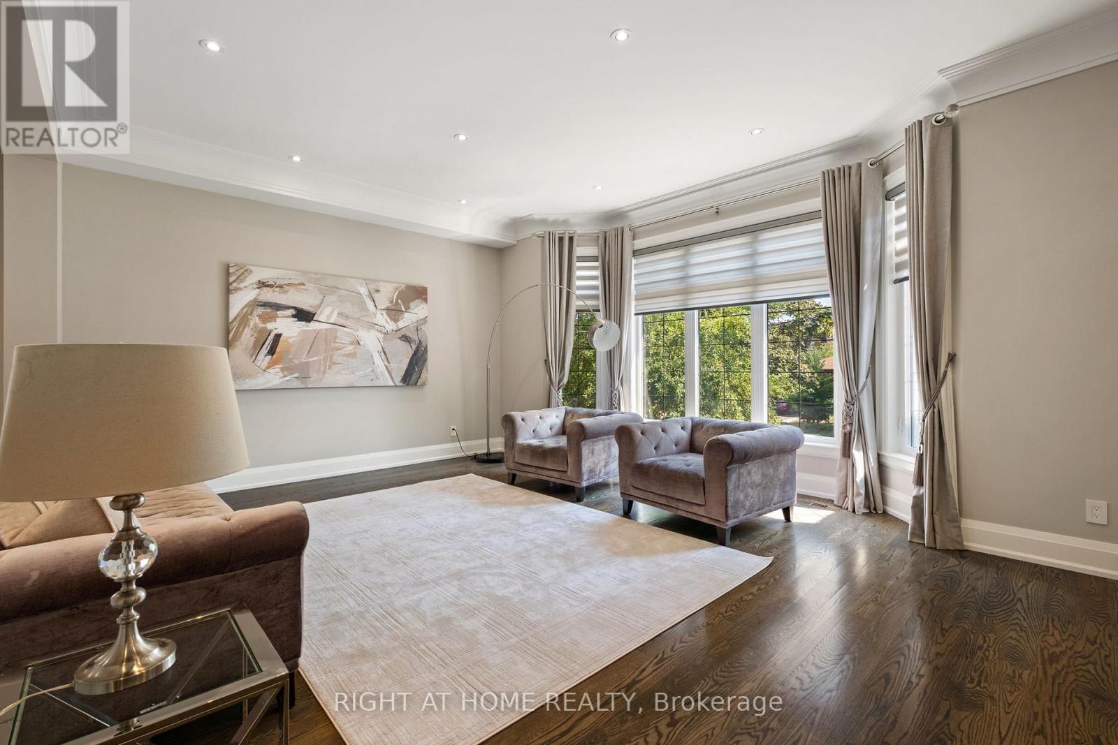 316 Churchill Avenue, Toronto, Ontario  M2R 1E7 - Photo 5 - C12477136