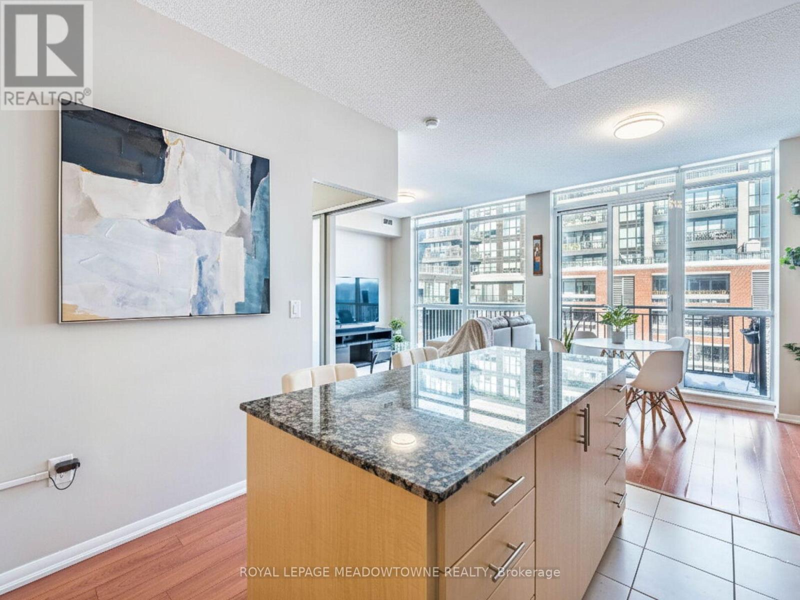 832 - 830 Lawrence Avenue W, Toronto, Ontario M6A 0A2 - Photo 12 - W12745418