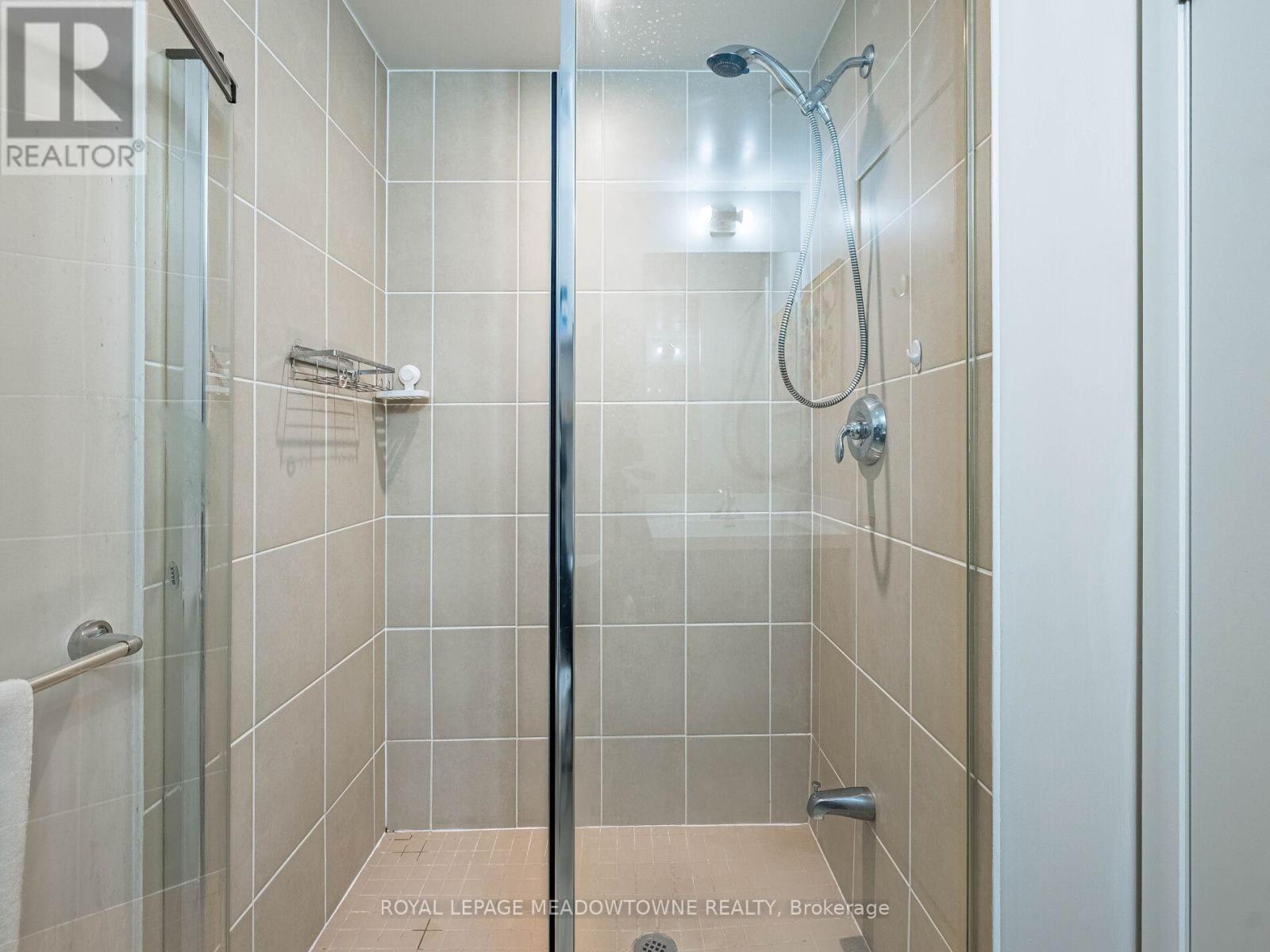 832 - 830 Lawrence Avenue W, Toronto, Ontario M6A 0A2 - Photo 31 - W12745418