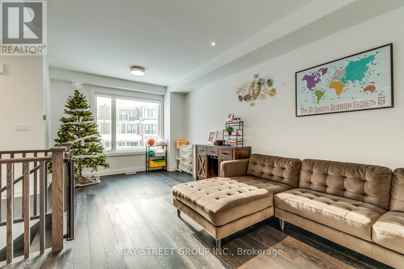 3049 Merrick Road, Oakville, Ontario  L6H 7G1 - Photo 14 - W12745434