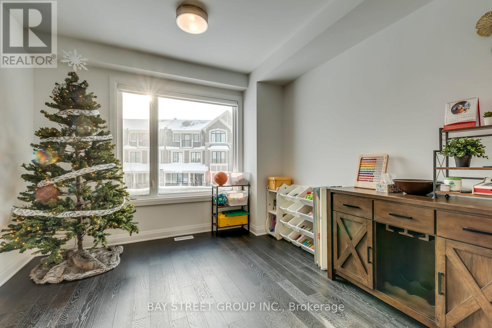 3049 Merrick Road, Oakville, Ontario  L6H 7G1 - Photo 15 - W12745434