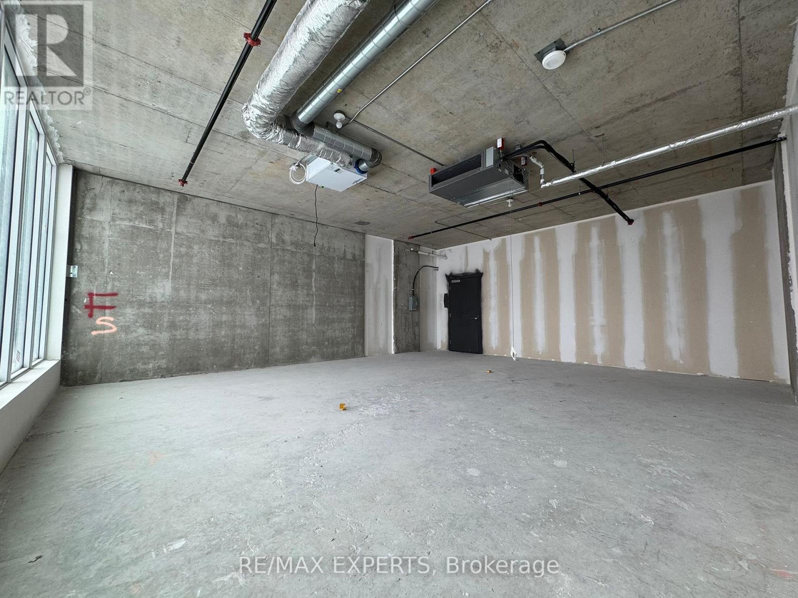 204 - 600 Dixon Road, Toronto, Ontario  M9W 1J1 - Photo 11 - W12745438