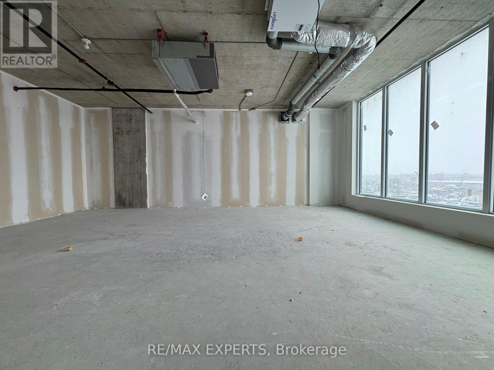 204 - 600 Dixon Road, Toronto, Ontario  M9W 1J1 - Photo 14 - W12745438