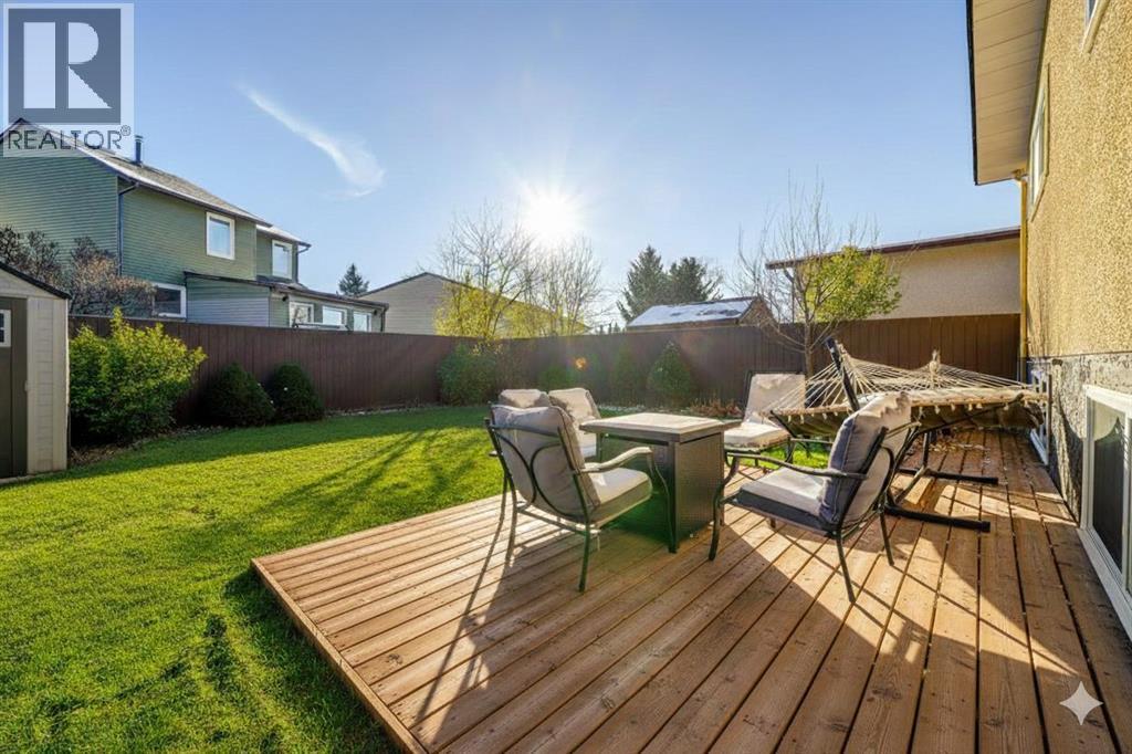 19 Staffordville Crescent N, Lethbridge, Alberta  T1H 5R1 - Photo 3 - A2282060