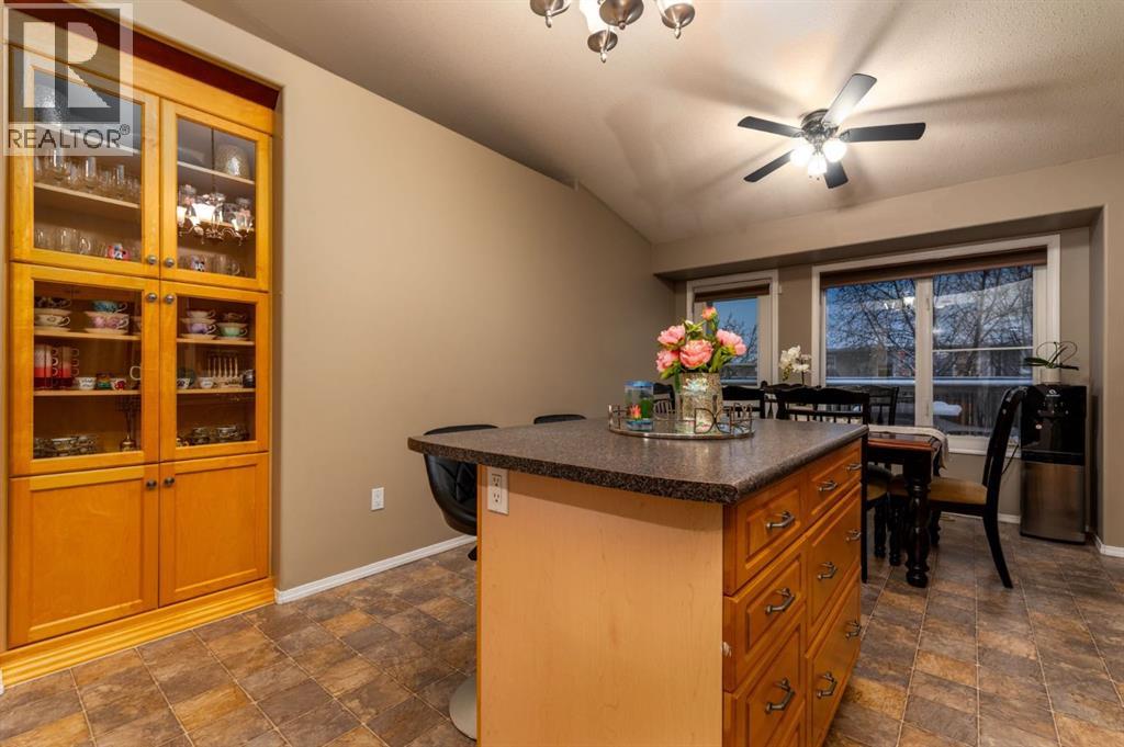 2912 65 Avenue, Lloydminster, Alberta  T9V 3H5 - Photo 8 - A2274672