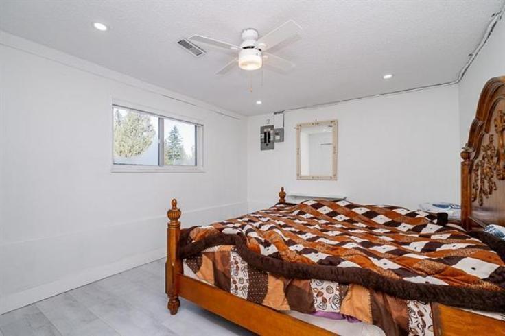 4660 202 Street, Langley, British Columbia  V3A 5J3 - Photo 11 - R3085005