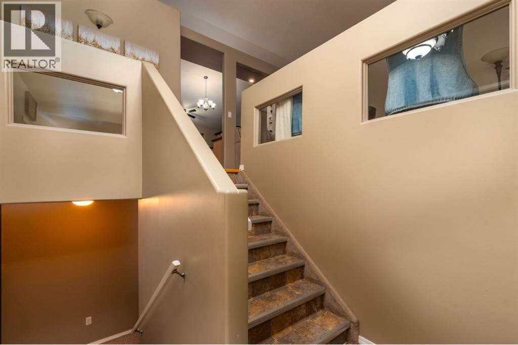 2912 65 Avenue, Lloydminster, Alberta  T9V 3H5 - Photo 2 - A2274672