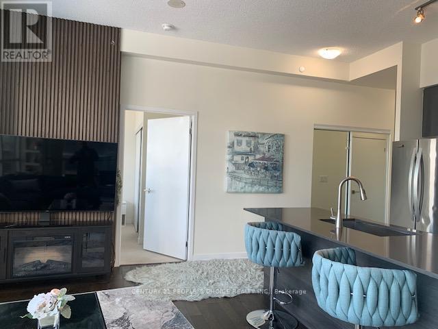 Unit - 601 - 510 Curran Place, Mississauga, Ontario  L5B 0J8 - Photo 11 - W12684932