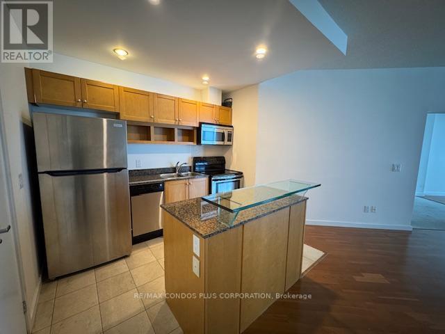 3403 - 208 Queens Quay W, Toronto, Ontario  M5J 2Y5 - Photo 3 - C12745470