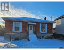 18 CHAPEL STREET, Woodstock, Ontario