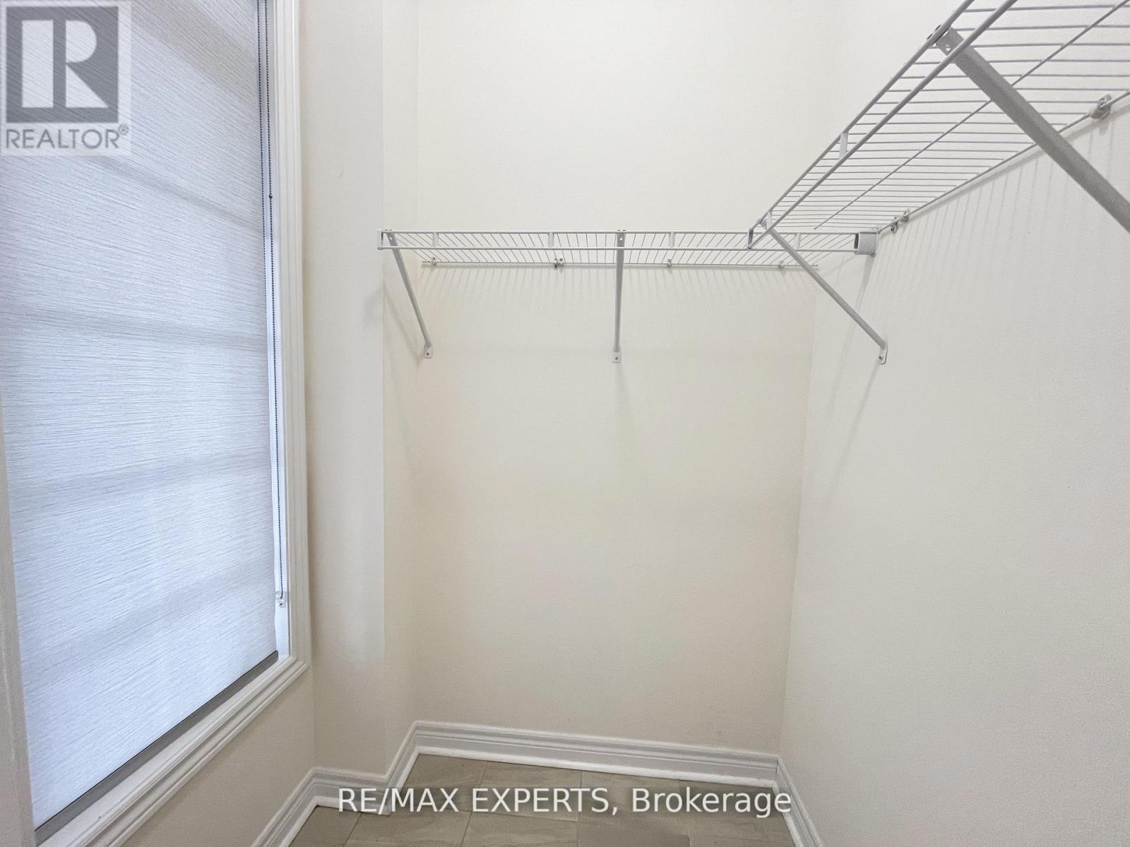 2217 Lozenby Street, Innisfil, Ontario  L9S 0M9 - Photo 4 - N12745476