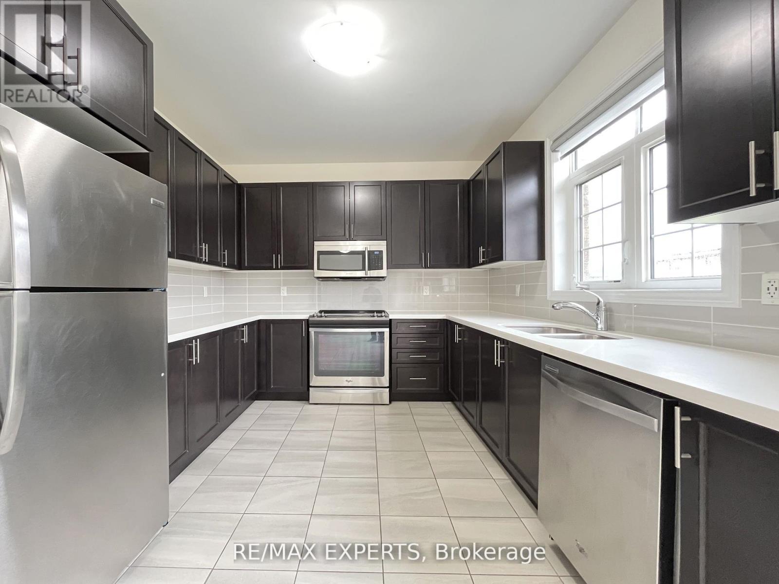 2217 Lozenby Street, Innisfil, Ontario  L9S 0M9 - Photo 9 - N12745476