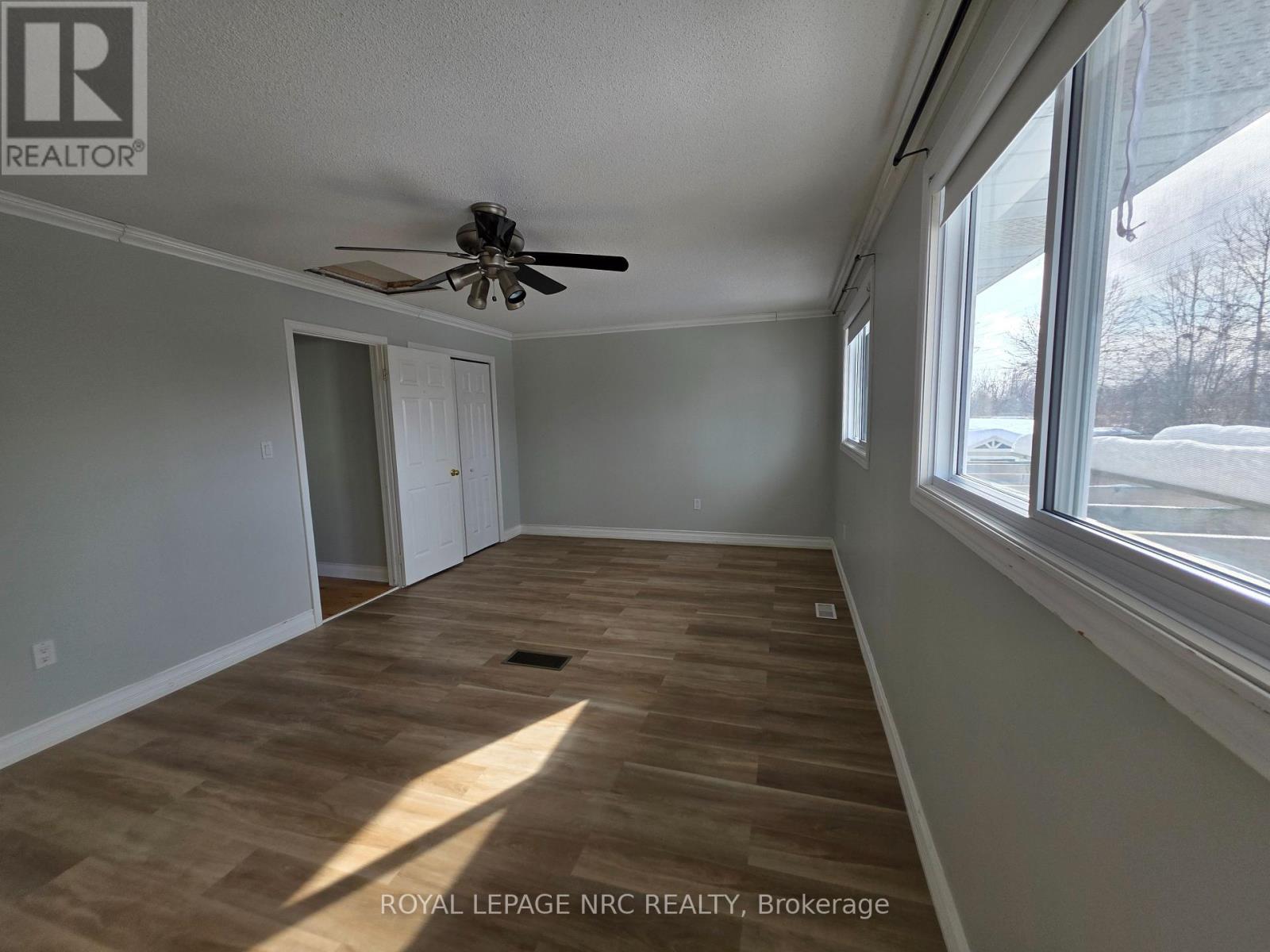 Upper - 37 Fox Trail Drive, St. Catharines, Ontario  L2S 3T7 - Photo 18 - X12707180