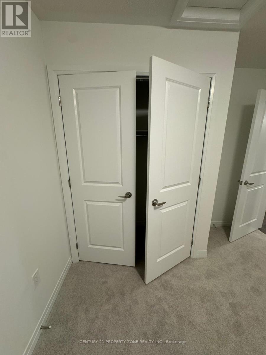 Upper - 2 Timber Fall Drive, Brampton, Ontario  L7A 5L9 - Photo 10 - W12745454