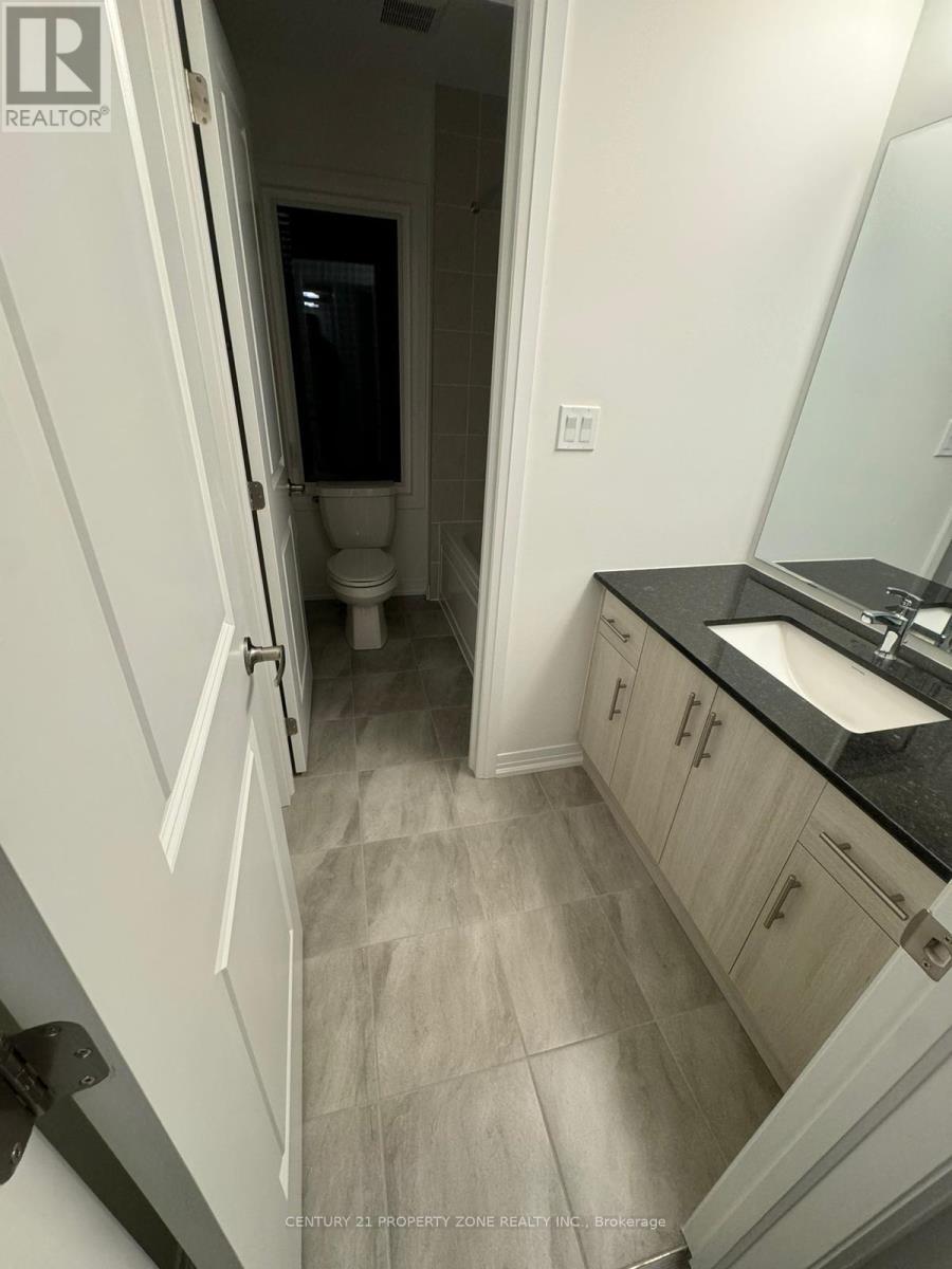 Upper - 2 Timber Fall Drive, Brampton, Ontario  L7A 5L9 - Photo 7 - W12745454