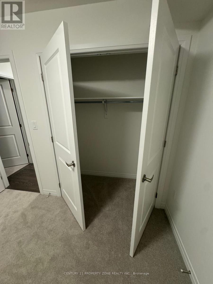 Upper - 2 Timber Fall Drive, Brampton, Ontario  L7A 5L9 - Photo 8 - W12745454