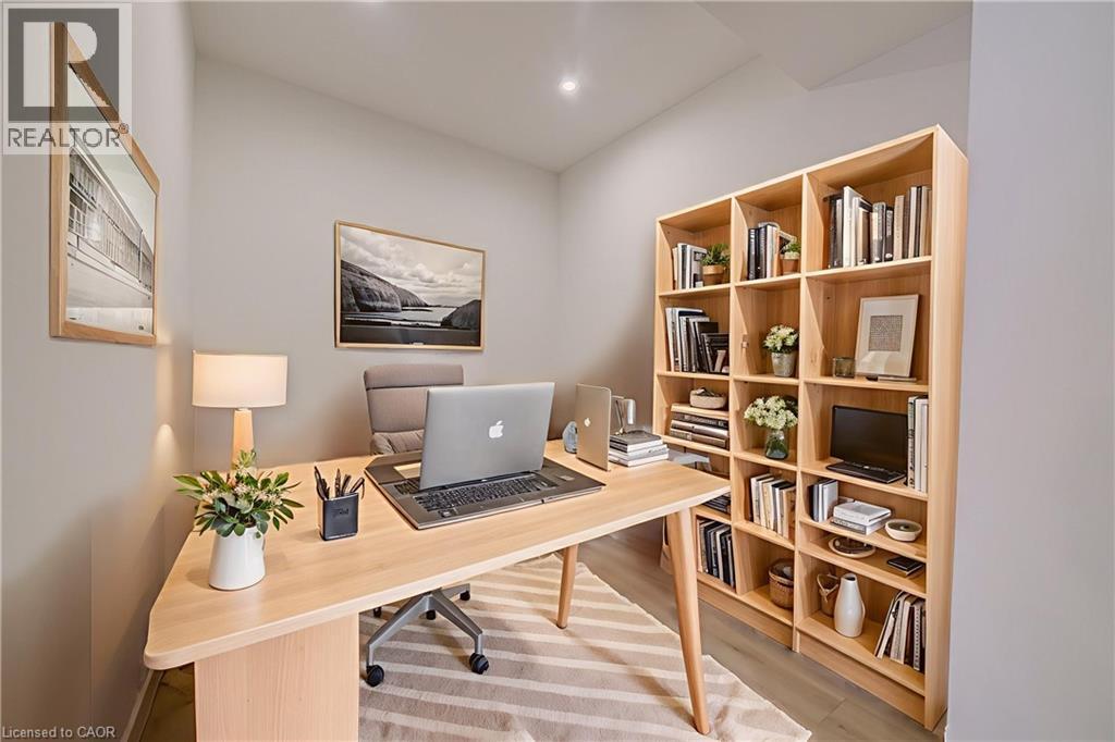 25 Wellington Street S Unit# 808, Kitchener, Ontario  N2G 0G5 - Photo 2 - 40801783