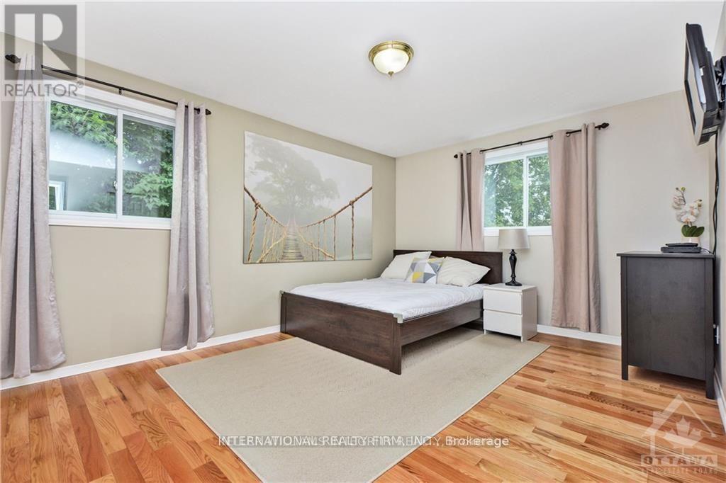 5 Murphy Court, Ottawa, Ontario  K2W 1B7 - Photo 8 - X12745456