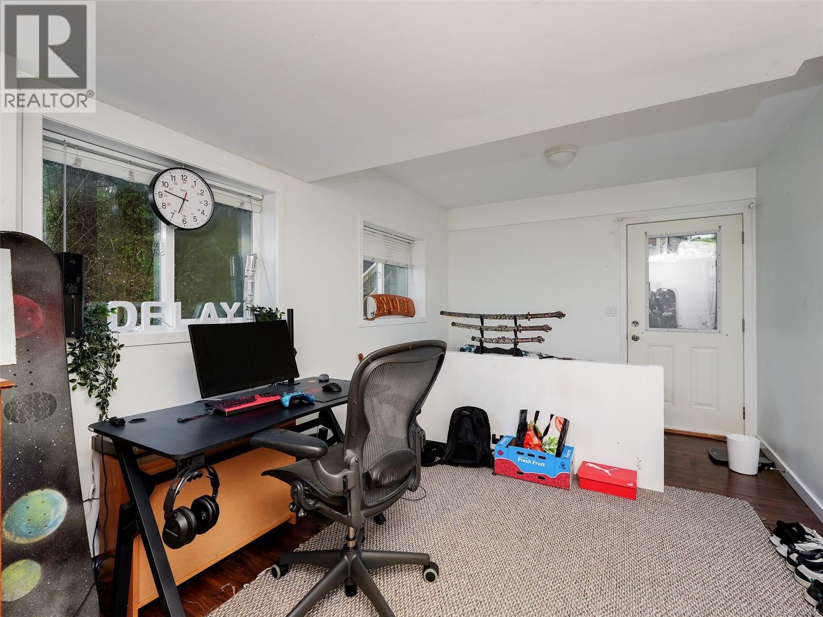 4553 Cordova Bay Rd, Saanich, British Columbia  V8X 3V6 - Photo 20 - 1022983