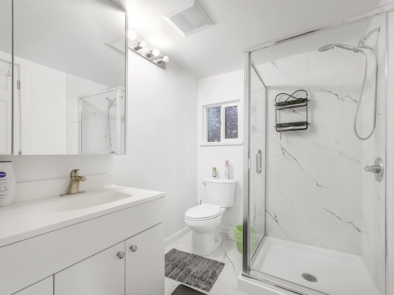 13229 87b Avenue, Surrey, British Columbia  V3W 6B9 - Photo 9 - R3085040