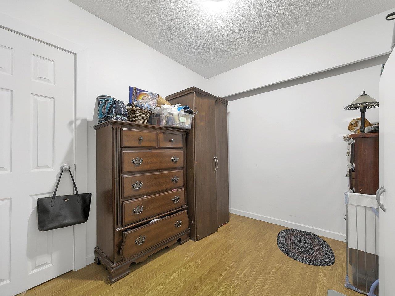 13229 87b Avenue, Surrey, British Columbia  V3W 6B9 - Photo 13 - R3085040