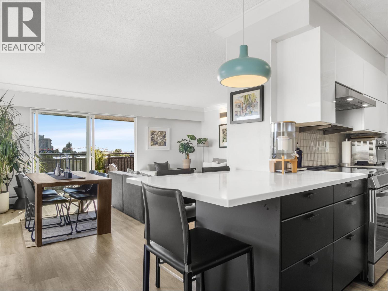 306 134 W 20th Street, North Vancouver, British Columbia  V7M 1Y4 - Photo 8 - R3085123