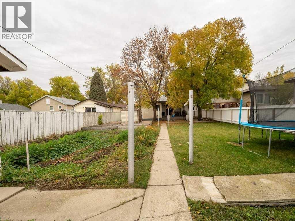 1026 7 Street N, Lethbridge, Alberta  T1H 1Y9 - Photo 27 - A2282346