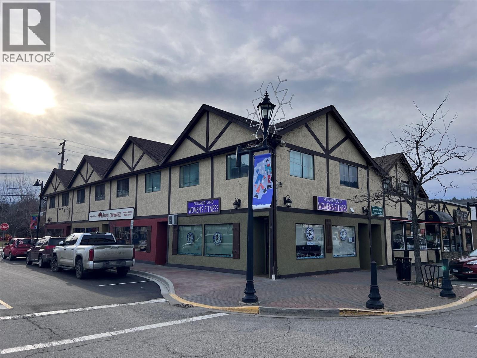 9901 Main Street Street, Summerland, British Columbia  V0H 1Z0 - Photo 2 - 10374366