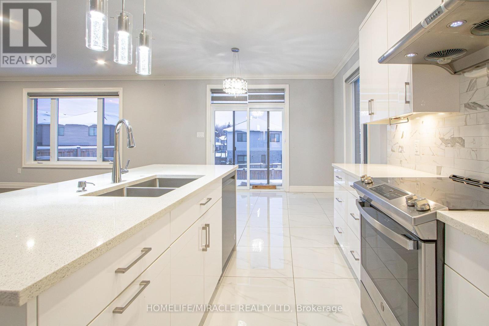 2872 Doyle Drive, London South, Ontario  N6M 0G7 - Photo 14 - X12745484