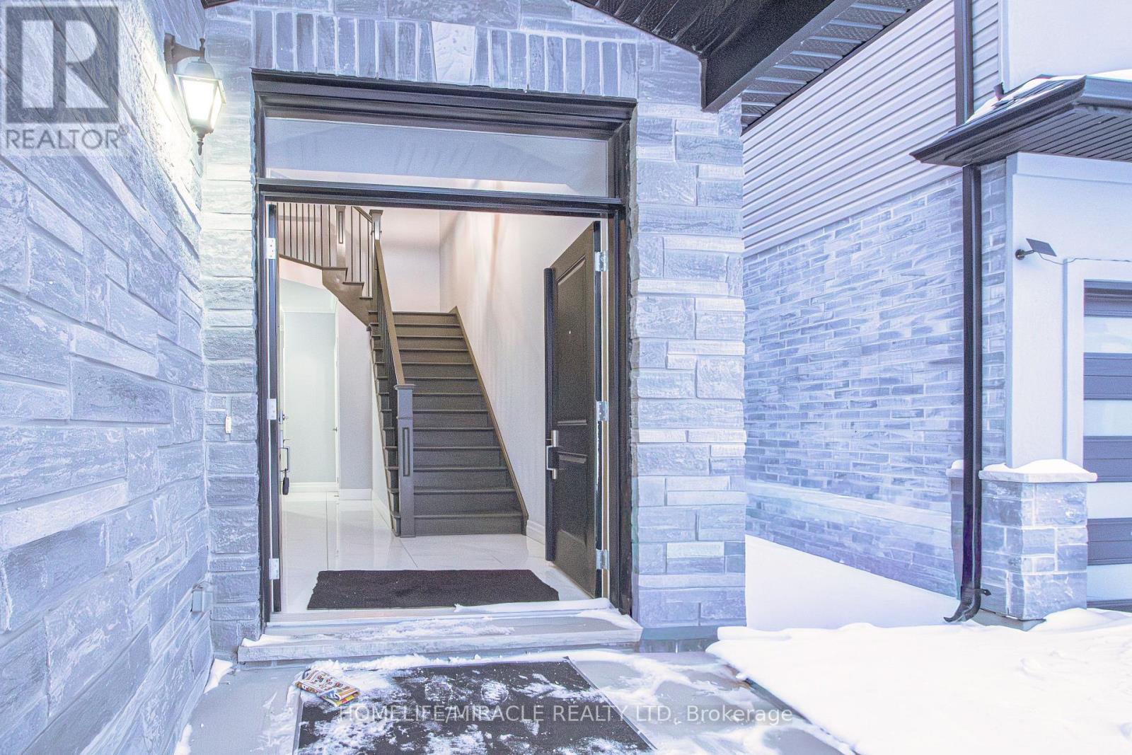 2872 Doyle Drive, London South, Ontario  N6M 0G7 - Photo 9 - X12745484