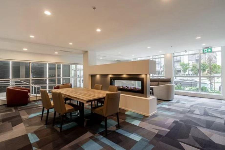 10777 E 138 Street, Surrey, British Columbia  V3T 0T5 - Photo 5 - R3085090