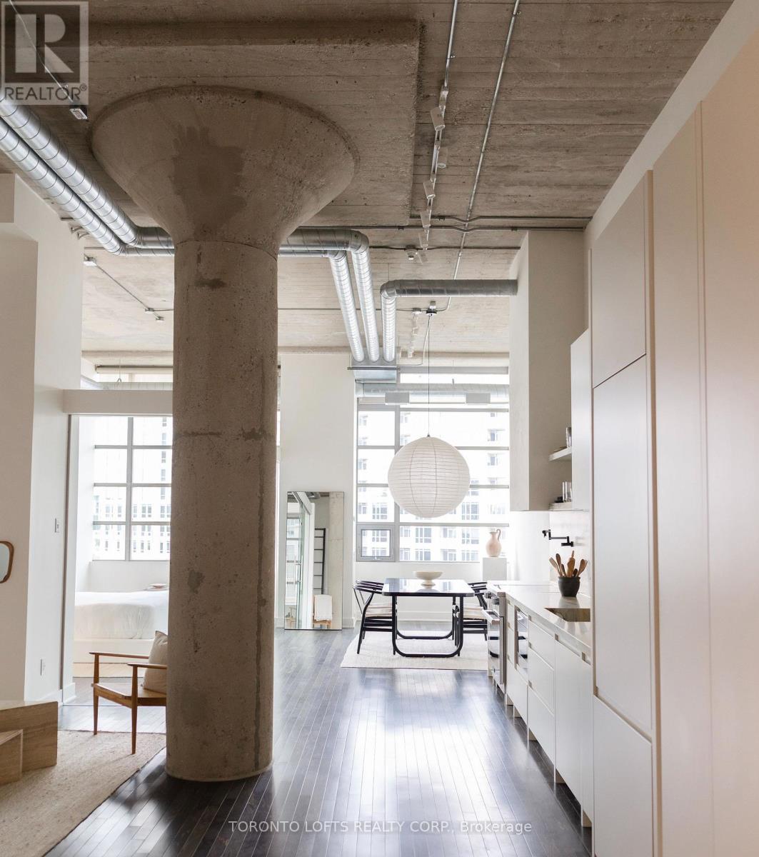 318 - 637 Lake Shore Boulevard W, Toronto, Ontario  M5V 3J6 - Photo 4 - C12745518