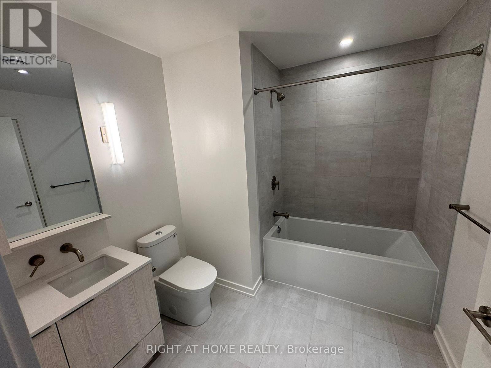 2403s - 110 Broadway Avenue, Toronto, Ontario  M4P 1V7 - Photo 13 - C12745520