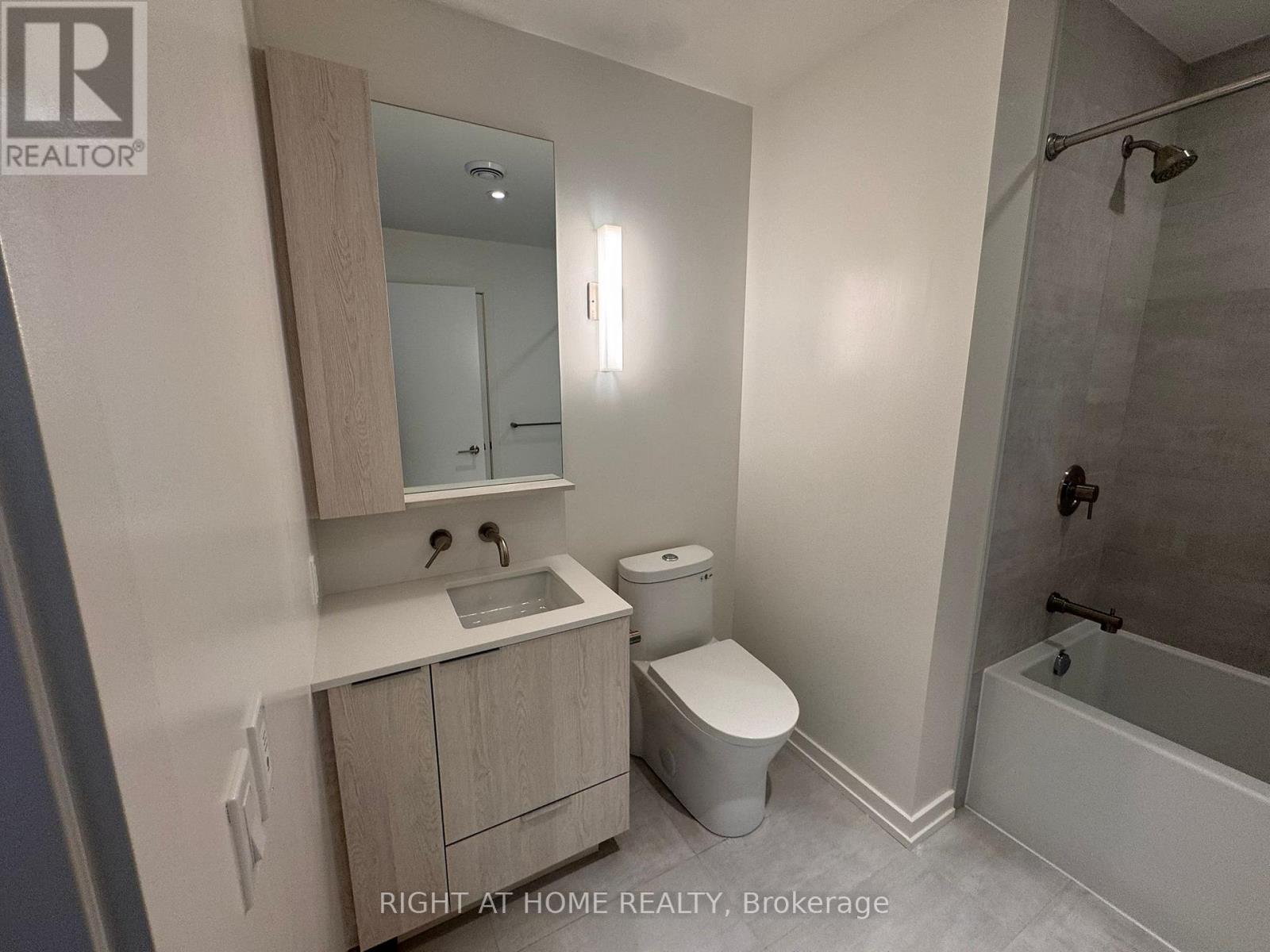 2403s - 110 Broadway Avenue, Toronto, Ontario  M4P 1V7 - Photo 14 - C12745520