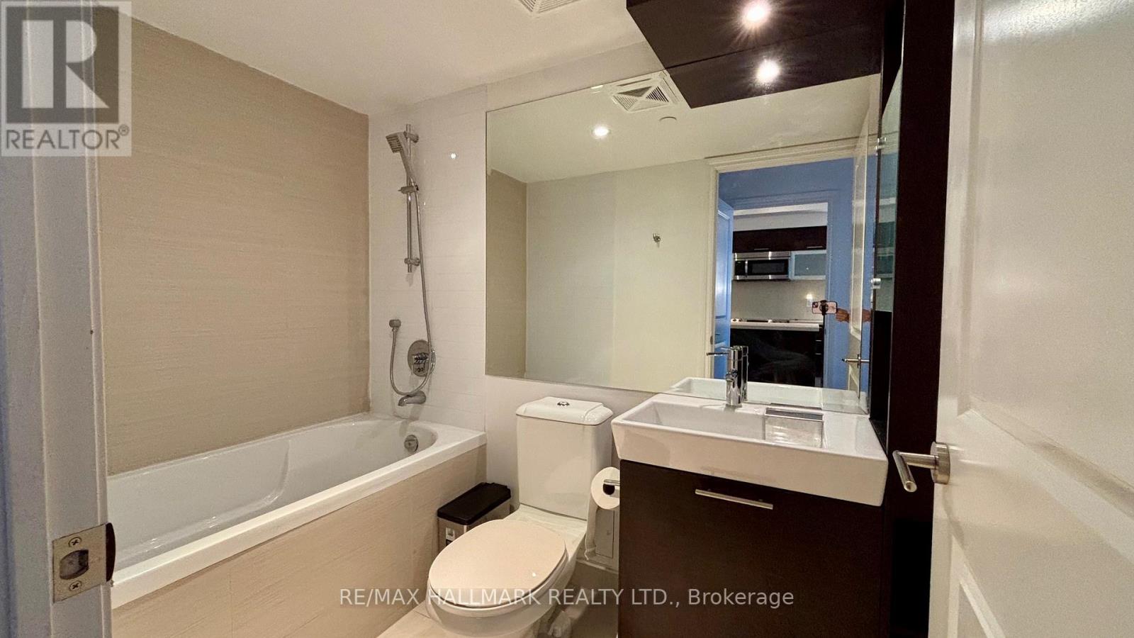 4603 - 386 Yonge Street, Toronto, Ontario  M5B 0A5 - Photo 16 - C12745524