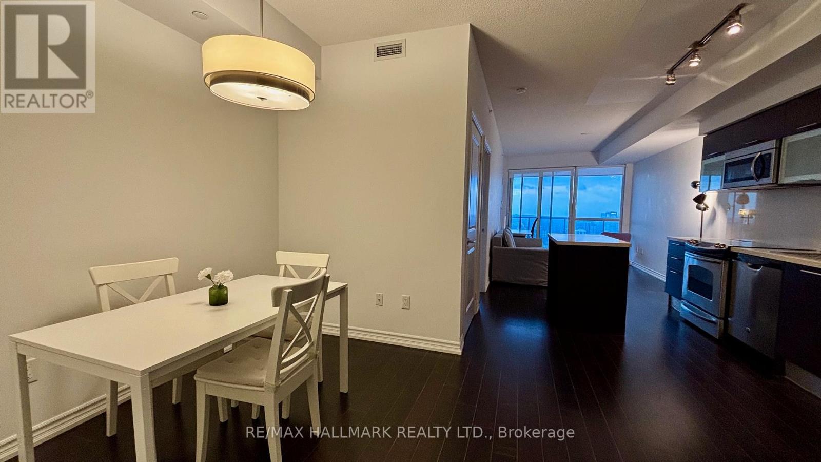 4603 - 386 Yonge Street, Toronto, Ontario  M5B 0A5 - Photo 3 - C12745524