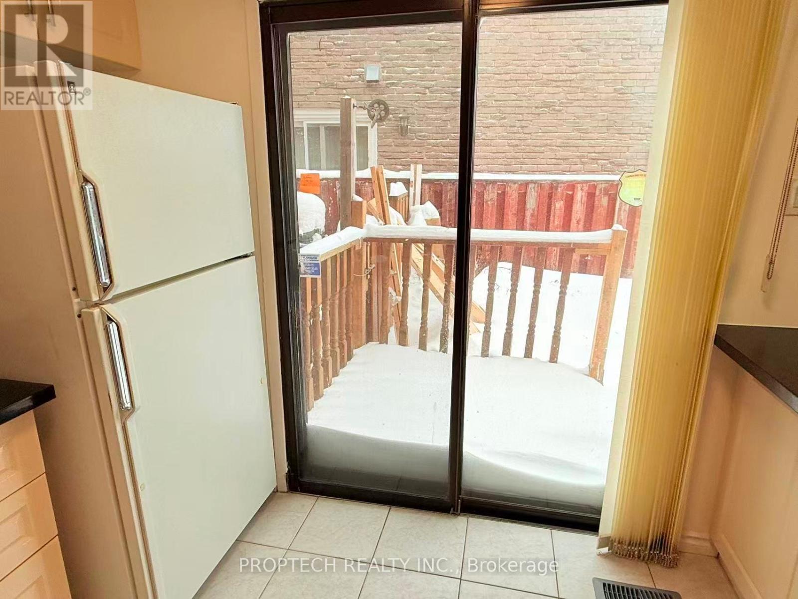 49 Carey Crescent, Markham, Ontario  L3R 3E6 - Photo 6 - N12745514