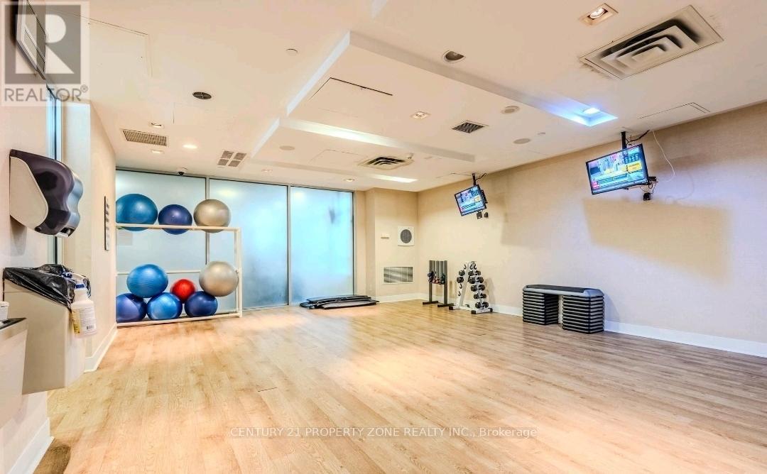 Entire Property - 3888 Duke Of York 2820 Boulevard, Mississauga, Ontario  L5B 4P5 - Photo 8 - W12745508