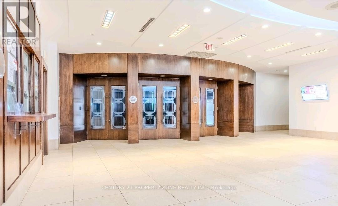 Entire Property - 3888 Duke Of York 2820 Boulevard, Mississauga, Ontario  L5B 4P5 - Photo 9 - W12745508