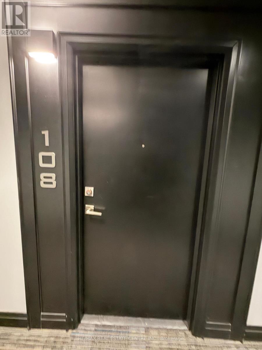 108 - 200 Lagerfeld Drive, Brampton, Ontario  L7A 5G5 - Photo 4 - W12745512