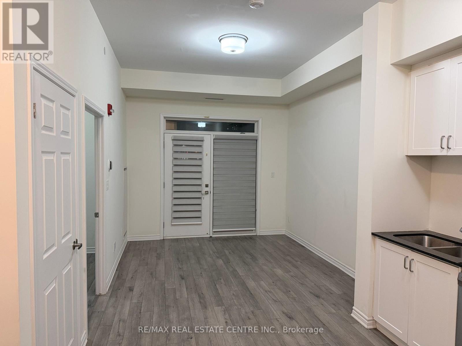 108 - 200 Lagerfeld Drive, Brampton, Ontario  L7A 5G5 - Photo 6 - W12745512