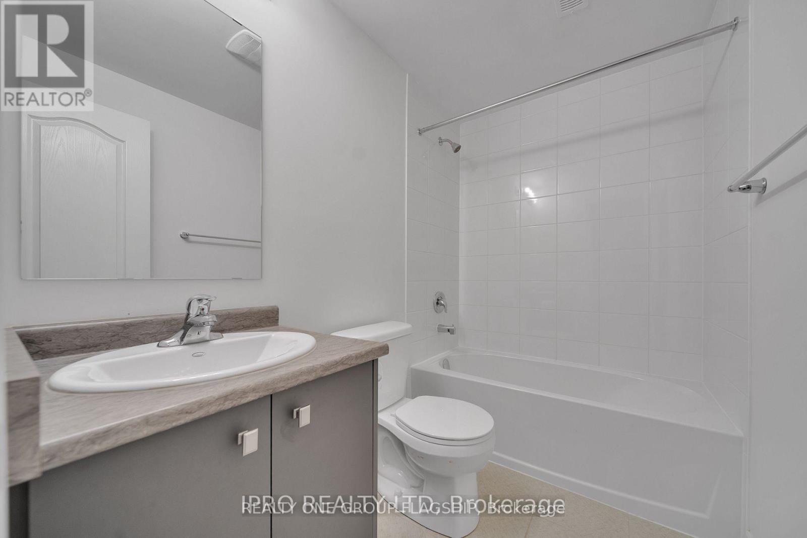 3950 Koenig Road, Burlington, Ontario  L7M 0Z8 - Photo 42 - W12745536