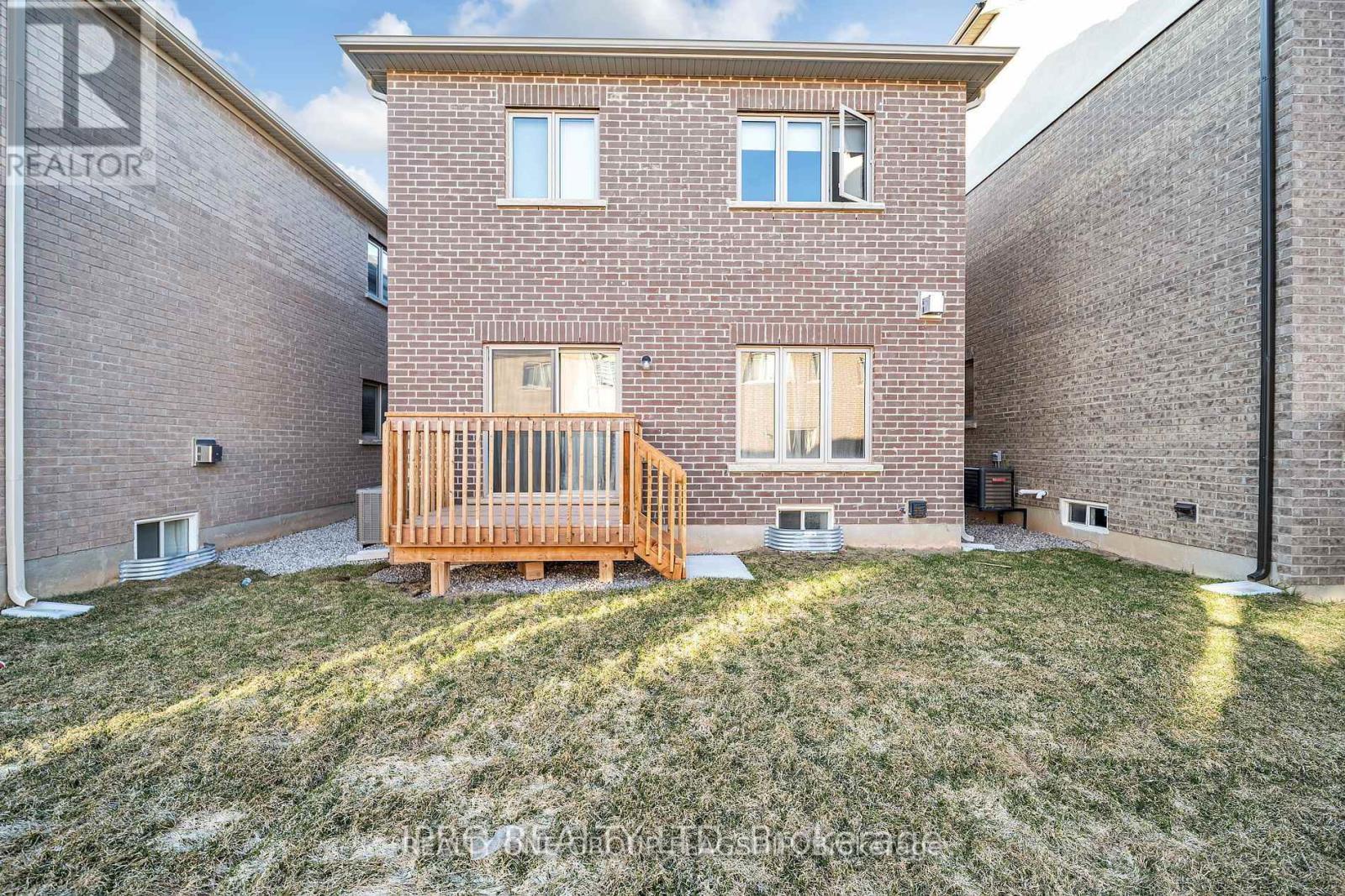 3950 Koenig Road, Burlington, Ontario  L7M 0Z8 - Photo 44 - W12745536